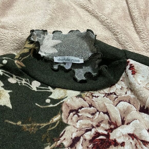 NWT- Charlotte Russe - XL. - Picture 3 of 6